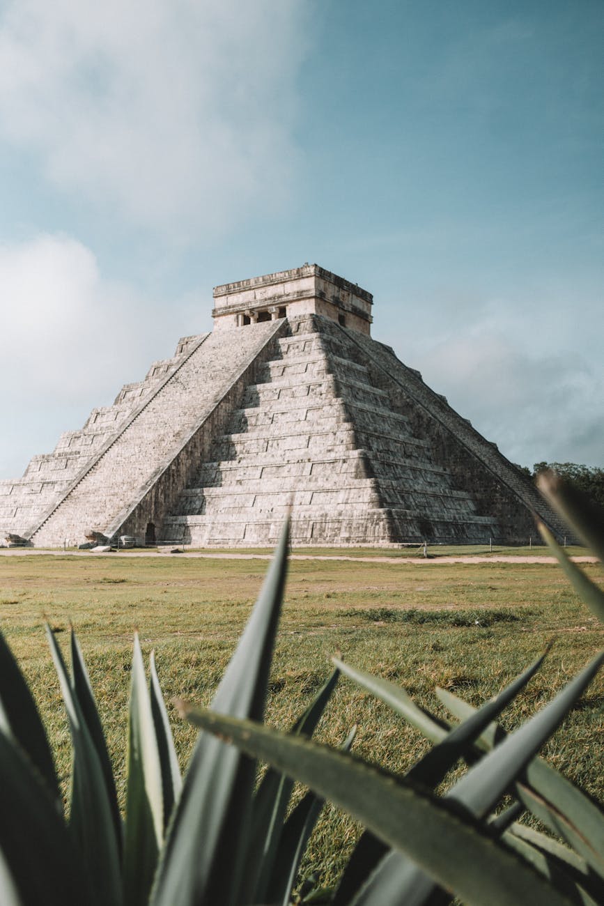 Rediscovering Ancient Mayan Ruins: Uncovering Hidden Gems in Central America